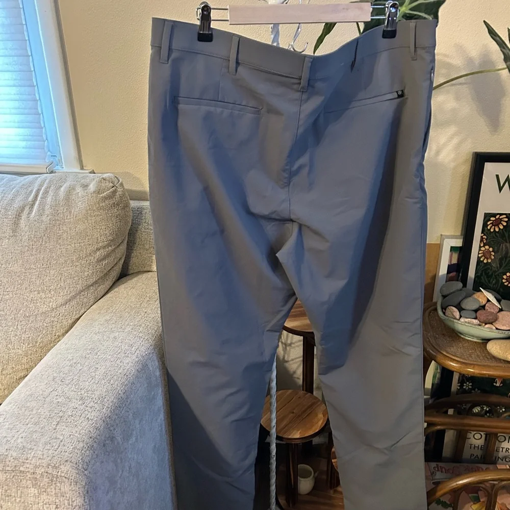 Banana Republic Men's Gray Performance Golf Pants Chinos 38x34